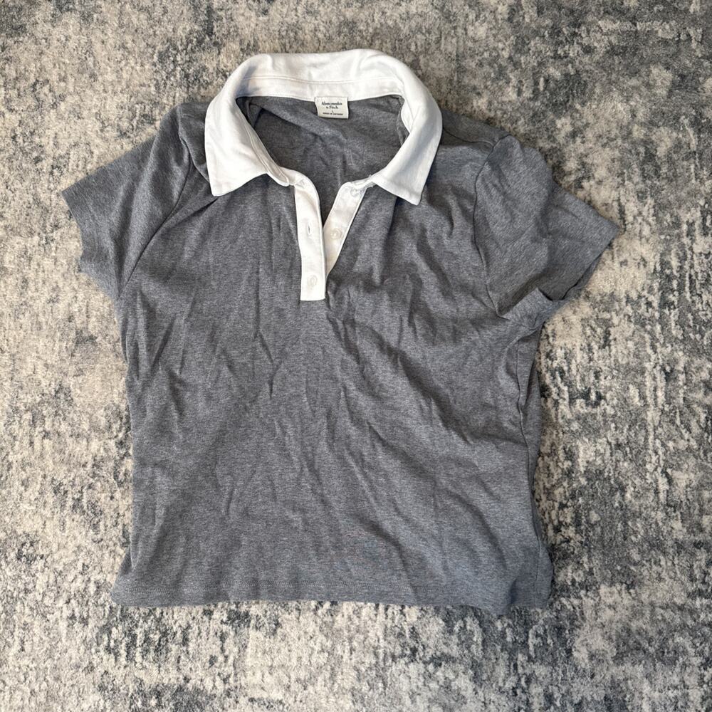 Women’s Abercrombie And Fitch Grey Polo With White Collar Size L